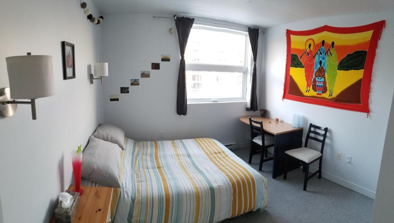 Very Nice, Clean And Quiet Double Room Next To Downtown Montreal Bagian luar foto